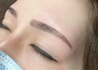 アイブロウ B's緑店 eyelist川上のエステ・リラクイメージ