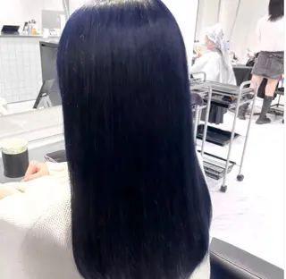ロング カラー 🫧うる艶トレンド 🫧透明感カラーのヘアスタイル