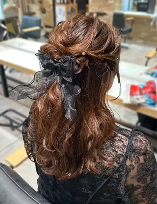 セミロング ヘアアレンジ 透明感カラー、ネイル COCORO🎀☘️のヘアスタイル