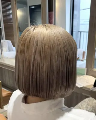 ミディアム alushe 岡 陽子のヘアスタイル