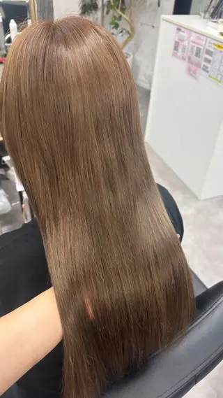 ロング カラー ハイトーン/ダブル カラー/akihoのヘアスタイル