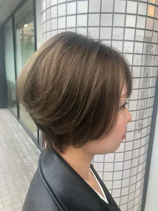 ショート カラー 金沢 広美のヘアスタイル