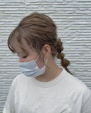 ロング カラー 上出 萌季のヘアスタイル