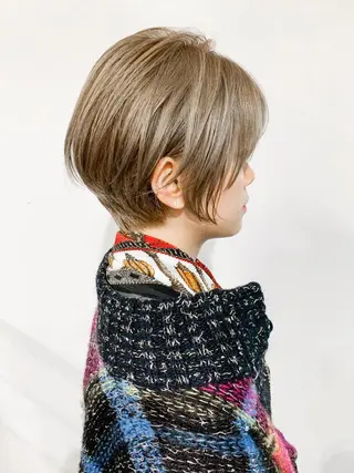 ショート カラー ショート/レイヤー なら石井知希のヘアスタイル