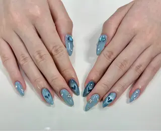 ネイル Beauty Salon アトリエ.K所属・秋元 琴音のネイルデザイン