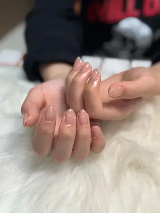 ミディアム Raymee月島所属・村上 沙彩のネイルデザイン