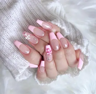 ネイル Lina Nail Salon所属・Lyna Nailのネイルデザイン