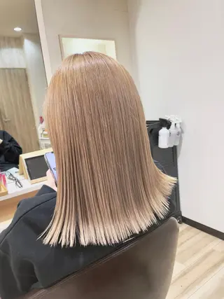 セミロング カラー 🌈派手髪ハイトーン 🌈鈴木亮太🌈のヘアスタイル