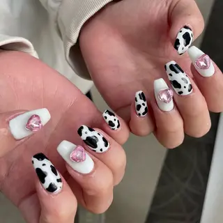 セミロング m kaori𓃟のネイルデザイン