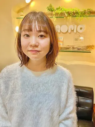 ミディアム モリオフロムロンドン池袋店所属・冨永 さやかのヘアスタイル