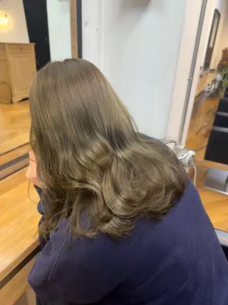 カラー YURiA レイヤー🫧暖色のヘアスタイル