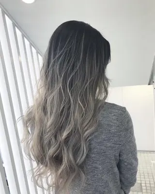 ロング カラー ヘアアレンジ キッズ カラー特化サロン Eir心斎橋のヘアスタイル