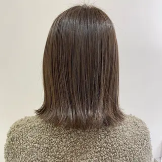 ミディアム カラー 細めハイライト🩶 ボブ/レイヤーカットのヘアスタイル