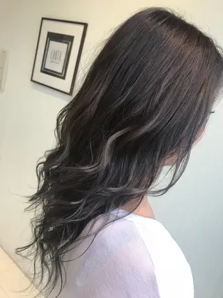 カラー ヤマグチ ナツキのヘアスタイル