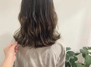 ミディアム カラー ヘアアレンジ たかいわ みきのヘアスタイル
