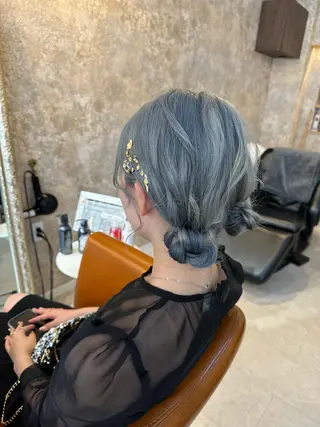 セミロング 上山 菜緒のヘアスタイル