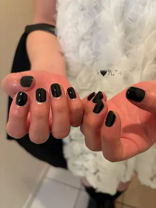 ネイル moi nail ˙⋆.˚のネイルデザイン