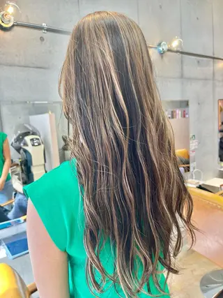 カラー ルーツカラー/ デザインカラー/井川のヘアスタイル