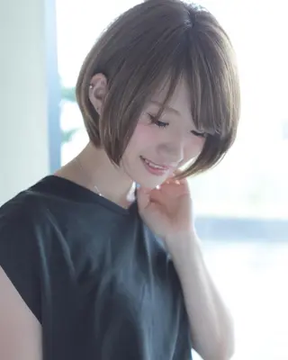 ショート neolive emのヘアスタイル