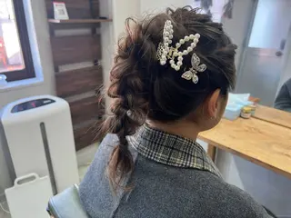 セミロング ヘアアレンジ 山室 敬義のヘアスタイル