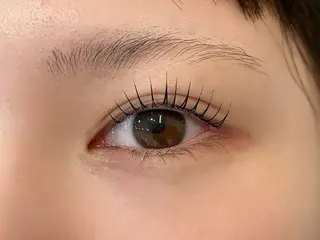 マツエク・マツパ Uyu   lush所属・Uyu lushのマツエク・マツパデザイン