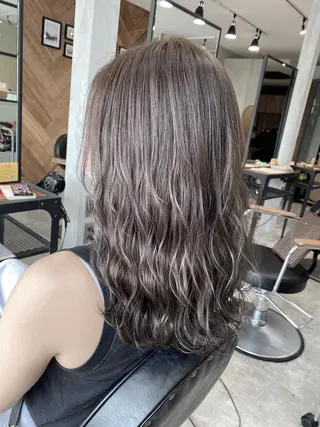 ロング カラー La fith hair ruu.所属・lafithhair ruu.南本庄のヘアスタイル