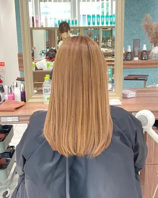 ロング カラー 齊藤 久恵のヘアスタイル