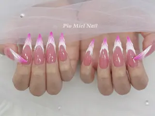 ネイル Pio Mielのネイルデザイン