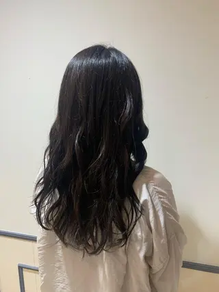 ロング カラー 須藤 向日葵のヘアスタイル