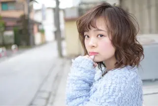 ミディアム 佐藤 ナルトのヘアスタイル