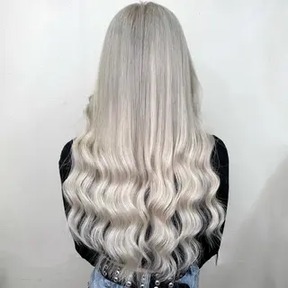 ロング カラー KEISUKE/ ブリーチ🧡エクステのヘアスタイル