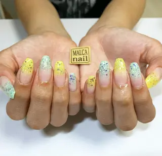 セミロング ヘアアレンジ パーマ ネイル キッズ マツエク・マツパ MALCAnail(マルカネイル)所属・荒木 莉奈のネイルデザイン