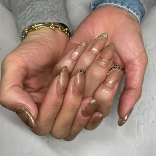 ネイル PEEKABOO京橋 EYE&NAILのマツエク・マツパデザイン