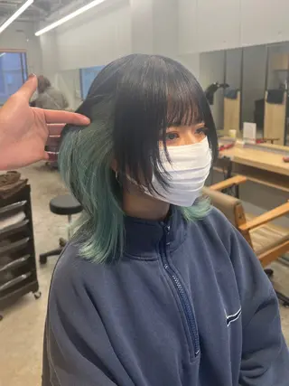 ショート カラー SALOWIN柏Suite所属・柏最安値インナー/ イヤリング/岡本智樹のヘアスタイル