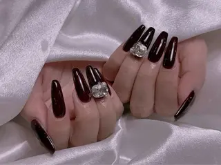 ネイル M2ネイルサロン【長さ出し&フィルイン導入店】所属・長さ出し専門店 RIRIのネイルデザイン