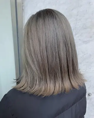 ミディアム カラー JIL BLAN 京都所属・RU RIのヘアスタイル