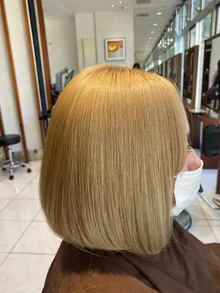 ミディアム 中谷 明日香のヘアスタイル