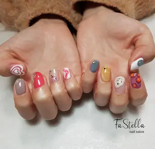 ミディアム ネイル Fa.Stella ファステラ のネイルデザイン