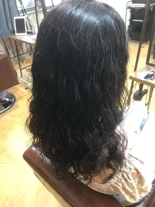 ロング パーマ antica YOSHIのヘアスタイル