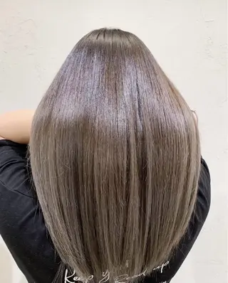 ロング アンアミ渋谷所属・Unami こはるのヘアスタイル