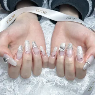 ネイル miku 🦋nailのネイルデザイン