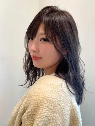ロング diarスタイリスト 山田のヘアスタイル