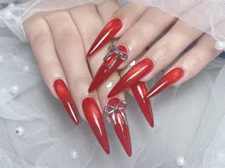 ネイル 〜Shine Nail〜【サイナネイル】パラジェル/ 長さだし/持ち込み/ワンホン/フィルイン所属・サイナ🎀 長さだし&デザインのネイルデザイン