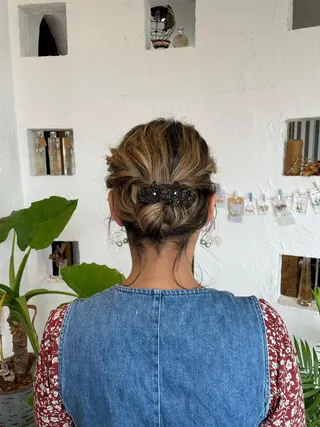 ヘアアレンジ 🌸小掛🌸 豊橋外国人風カラーのヘアスタイル