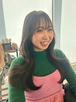ロング 🎀大竹美侑／顔まわ りカット／レイヤーのヘアスタイル