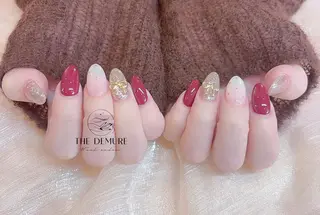 ネイル Demure Amyのネイルデザイン
