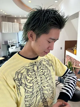 ショート カラー 180° OneEightyDegrees 中目黒所属・Himari 【ハイトーンカラー】のヘアスタイル