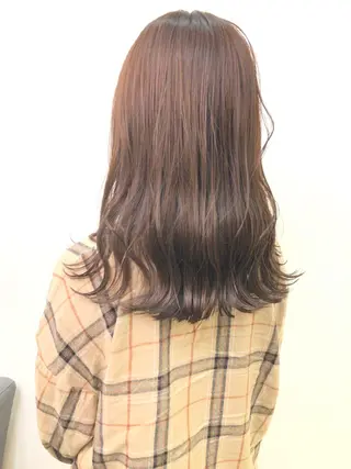 ミディアム 🌈ハイトーン/ ワタル🌈のヘアスタイル