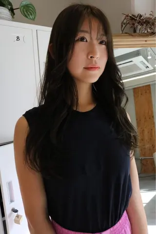 ミディアム カラー 松村 澪里のヘアスタイル