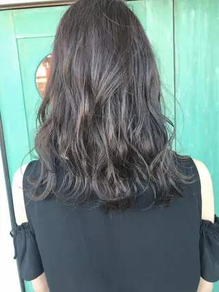 ミディアム カラー レイヤーカット匠 イソザキノリユキのヘアスタイル